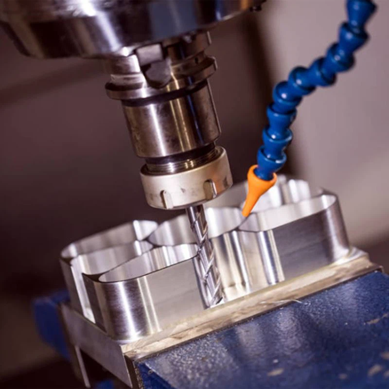 Com mecanitzar CNC programació CNC de fresat de fils?