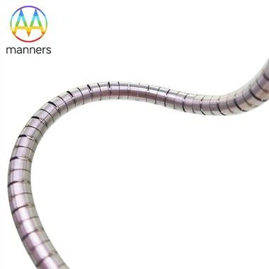 Tub flexible d'acer inoxidable tallat amb làser